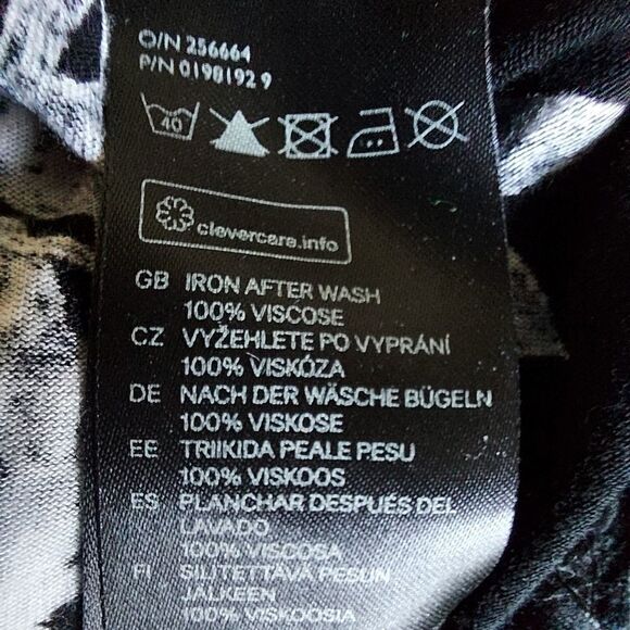 H&m flowy floral top - Picture 5 of 5